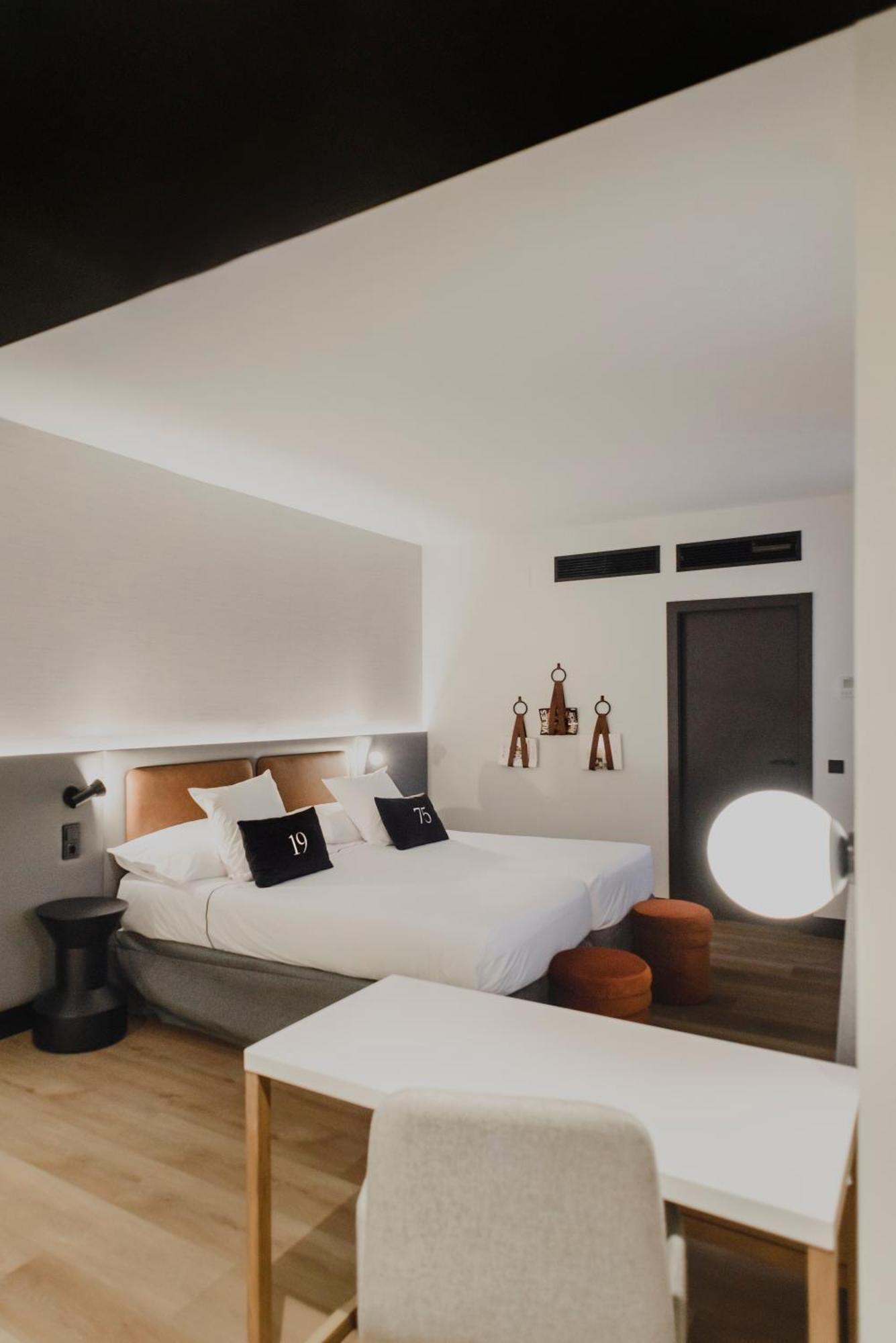 Hotel Dimar Valencia Exterior photo